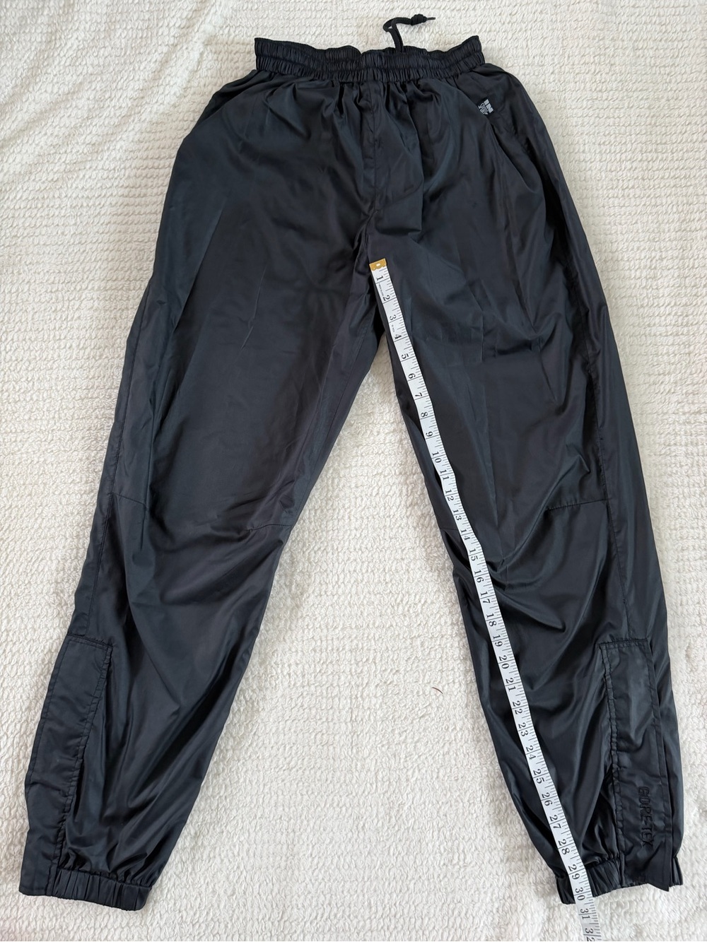 GORE-TEX Women's Black Elastic Waist Pants